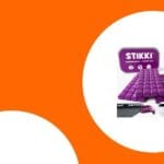 STIKKI Reinigungsmasse entfernt Staub aus Kopfhörern und Tastaturen. gadget8.de